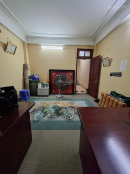 CHỦ NHÀ CẦN TIỀN GỬI BÁN GẤP CĂN LIỀN KỀ KĐT VĂN QUÁN. NGAY NGUYỄN KHUYẾN HÀ ĐÔNG. 83M2 - CHỈ 19 TỶ