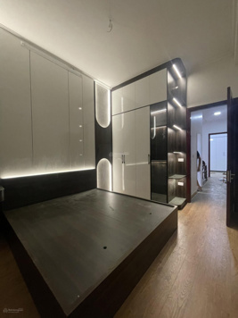 Chính chủ tôi muốn bán nhà riêng đường Cầu Giấy, giá tốt nhất chỉ 6,4 tỷ, 35m2, 5 pn, ngõ xe ben