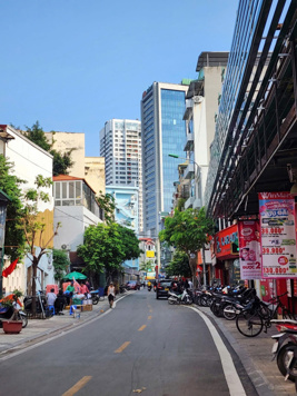 Bán nhà mặt phố Ẩm thực 24/7-KINH DOANH ĐỉNH-ngã tư Sở-Thái Thịnh-Thái Hà-Nguyễn Văn Tuyết