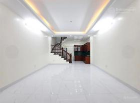 Bán nhà phố Vĩnh Tuy 33m2 5T mặt tiền đẹp vị trí siêu đẹp cách mặt phố vài bước chân chỉ 6,9 tỷ