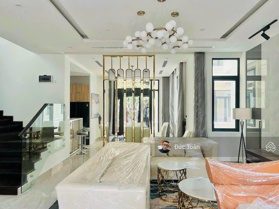 Chính chủ cần bán nhà mặt tiền đường số 7 phường An Phú - DT 5x20=100m2 - hầm 4 tầng - giá 17.5 tỷ