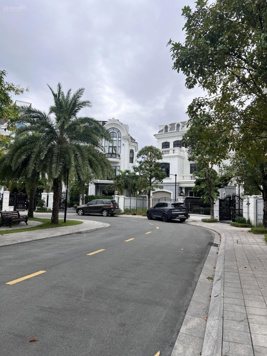 Bán song lập Monaco - Vị trí đẹp - Phong thuỷ tốt - E. Mai 0915 822 668
