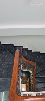 Em bán nhà Vạn Phúc 5 tầng mới tinh ô tô đỗ cổng vài bước chân là ra phố giá chỉ hơn 5tỷ