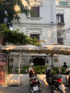 Chính chủ bán gấp nhà mặt phố Ba Đình - gần Lotte Đào Tấn - 150m2 - MT 16m - 48.5 tỷ - giá đầu tư