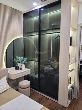 Chính chủ bán cắt lỗ 2 căn: 2PN - 54,8m2 - 2.950tỷ tòa cao cấp nhất Vinhomes Smart City