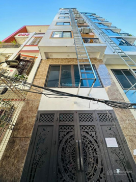 Bán căn hộ dịch vụ Nhân Mỹ Đình. DT 61m2 x 8T x 18 phòng full đồ khép kín, đầy đủ PCCC. Giá 12 tỷ 6