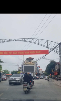 Chính chủ bán nhà căn góc đường 12B ngã ba đuôi cá số 138 đường Lương Văn Thăng, TT Nho Quan, NB