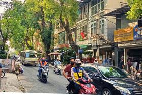 Bán nhà Mặt phố Hoàng Hoa Thám Ba Đình - Căn góc 3 thoáng KO QUY HOẠCH - 69m2 chỉ 16 tỷ 900