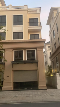 Biệt thự view sông Vip Ngọc Trai - Giá bằng 1/2 Vinhomes Riverside - LH CDT: 0978 585 140