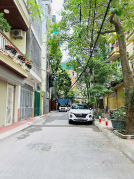 Bán cực gấp! Siêu phẩm Nguyễn Trãi ô tô đỗ cửa - 45m2*5T*4.5m - kinh doanh online - hơn 8 tỷ