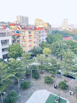 Bán gấp nhà phố Trung Kính - Quận Cầu Giấy, 98 m2 - 7 tầng - mặt tiền 5m6 - kinh doanh đắc địa