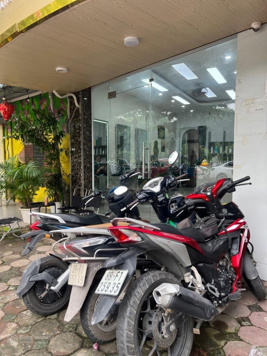 Nhà mặt phố Nguyễn Khang, mặt trước phố, mặt sau ôtô qua. Kinh doanh 24/7