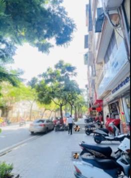 Bán nhà mặt phố Nguyễn Thái Học, Ba Đình. 35m2 5 tầng, vị trí VIP kinh doanh, cực hiếm nhà bán