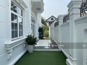 Dinh Thự khu Compound Thảo Điền 1 - 18x50m - 3 tầng, sân vườn, hồ bơi, tennis - Giá bán 160 tỷ