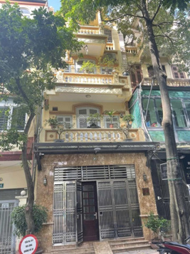 PHỐ VÍP, XUÂN QUỲNH- TRUNG HOÀ, 69M2-5 TẦNG - MT 5M .GIÁ 30,2 TỶ . PHÂN LÔ- VỈA HÈ - Ô TÔ TRÁNH