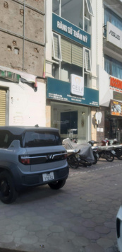 Bán nhà 2 mặt đường Bưởi DT 18m2, 3 tầng, giá 5.8 tỷ (rẻ như mặt ngõ ô tô)