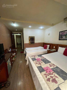 Vip Ba Đình! Bán Nhà Mặt Phố Nguyễn Trường Tộ - Phố Chuyên Khách Sạn - DT 72m2 x 7 Tầng - Gía 39 Tỷ