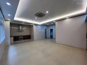 Bán biệt thự Ciputra view công viên và sân golf, thiết kế đẹp nội thất cơ bản, gần Hồ Tây - Lotte