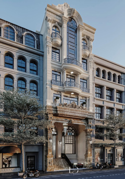 Bán nhà mặt phố Nguyễn Đình Thi diện tích 36m2 xây 5 tầng mặt tiền 6,29m ô góc 2 mặt thoáng