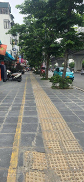 Bán nhà đất mặt phố Minh Khai, vỉa hè 6m, kinh doanh sầm uất, DT 160m2, MT 8,6m, hai mặt thoáng