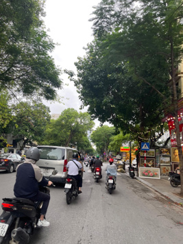 (Mặt tiền 13,5m) bán đất phố Lê Đại Hành gần Vincom Bà Triệu, diện tích 548m2, MT 13,5m, giá tốt