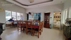 Chính chủ bán nhà thổ cư 482.5m2 mặt đường Lạc Long Quân, sổ đỏ đủ, 2 mặt tiền, sát Lotte/Vườn Đào