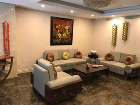 Chính chủ gửi bán tòa khách sạn mặt phố Triệu Việt Vương: 170m2, 12 tầng, mt: 7m. Giá 190 tỷ