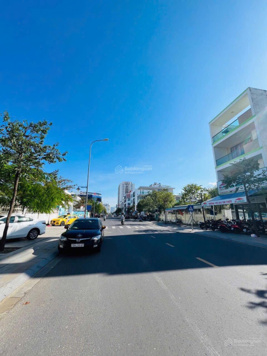 Siêu hot! Lô đất mặt tiền đường Số 4 VCN Phước Hải, Nha Trang. Vị trí Vip khu trung tâm sầm uất