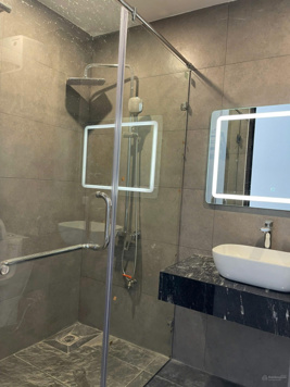 Bán nhà DT 46 m2 x 6 tầng ô tô chạy qua, tại 15 ngõ 54 đường Âu Cơ