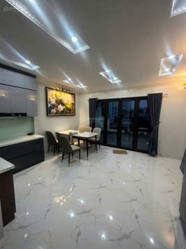 Duy nhất lô góc nhà mới, 6 tầng thang máy, ô tô, phố Hoàng Hoa Thám, Ba Đình, giá nhỉnh 15 tỷ