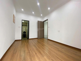 Bán nhà đẹp Trích Sài, Lạc long Quân, Võng Thị, ô tô, 2 thoáng, gần phố, đi bộ ra Hồ Tây, 50m2x5T