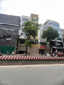 Bán toà nhà văn phòng xây mới (9 tầng) - cạnh quận uỷ quận Tây Hồ - cạnh Liên Cơ Quan