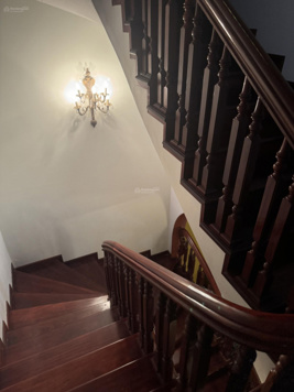 Bán nhà biệt thự Xuân Diệu, Đặng Thai Mai, Quảng An diện tích 152m2, 4 tầng, giá 32,9 tỷ