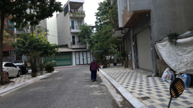 Chính chủ bán đất tặng nhà cấp 4 đang cho thuê spa 89/49A phố Tứ Liên - Tây Hồ