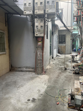 Chính chủ bán nhà 5tầng xây mới khung cột chắc, lô góc 3 thoáng(không quy hoạch)tại chợ Khâm Thiên