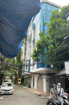 Bán toà văn phòng - phố Chùa Láng - lô góc 2 mặt oto tránh - thông sàn - kinh doanh đỉnh