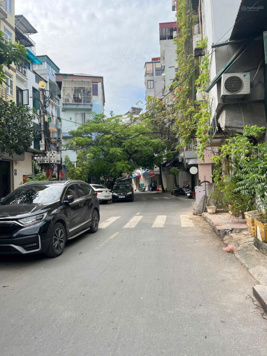Mặt Phố Thụy Khuê - Tây Hồ - gần bệnh viện Thu Cúc 130m2 (sổ 84m2) - hai mặt thoáng 25tỷ