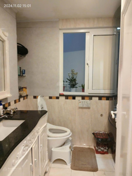 Bán nhà mặt phố Bạch Mai, HBT. Giá chỉ 17 tỷ VND, 36m2, 4 PN, đầy đủ nội thất. LH: 0889 556 886