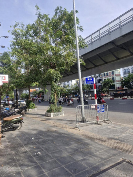 Bán đất tặng nhà mặt phố Minh Khai DT 46m2 x 2 tầng vỉa hè rộng