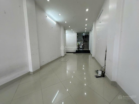 Bán nhà giá chỉ 39 tỷ nên duyên với em mặt phố Kim Ngưu 68m2 7 tầng mặt tiền 4m Hai Bà Trưng