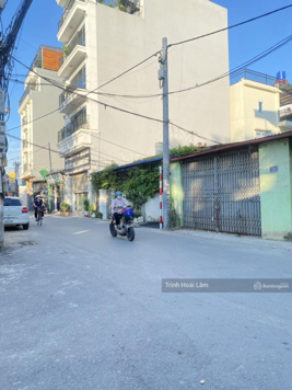 Bán nhà Tây Hồ lô góc 148.5m2, mặt tiền 7.2m