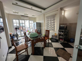 Nhà mặt phố Kim Ngưu - 2 vỉa hè siêu rộng - lô góc - kinh doanh sầm uất ngày đêm