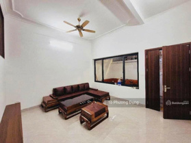 Bán nhà Đặng Tiến Đông - gần ô tô - DT 60m2 - 4 tầng - 5m MT - full nội thất - giá nào cũng bán