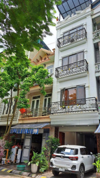 Chính chủ bán nhà mặt tiền đường Thượng Thanh, Long Biên - đối diện ngân hàng chính sách