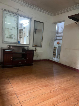 Chính chủ chị gái gửi bán căn tập thể Thành Công. Lô góc. Ô tô tránh nhau. 55m2. Tầng 3. Giá 2,65tỷ