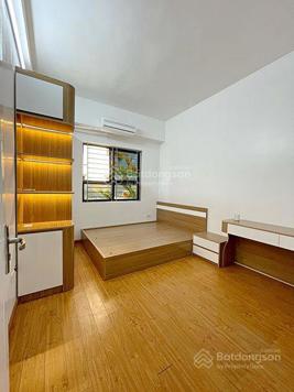 Bán căn hộ Trung Yên I giá siêu hời chỉ 6,9 tỷ vnđ, 120.7m2, 3PN, 2WC. LH: 0834 487 666