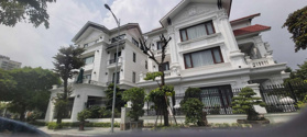 Chủ biệt thự Việt Hưng cần bán rất gấp: Diện tích 245m2, mặt tiền 15m, giá 36 tỷ 0976 087 098