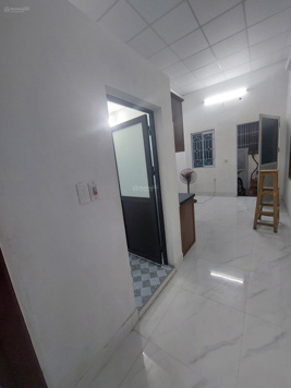 Cần bán gấp nhà C4 ngõ 25 Vũ Ngọc Phan ngõ thông ra Chợ Láng, 20m ra ô tô tránh, liên hệ chính chủ