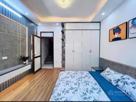 Chủ ngộp cần bán gấp - chỉ với 2tỷ650 có ngay nhà Biên Giang - đi bến xe Yên Nghĩa chỉ 3km