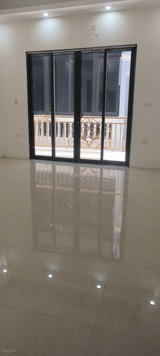 Tôi chủ nhà số 19 ngách 103/4/2, ngõ 103 đường Lý Sơn, P. Ngọc Thụy (đi từ đg mới Khai Sơn gần hơn)